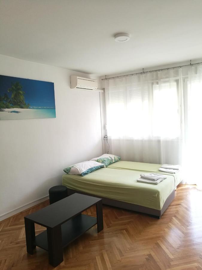 Pretty Big Double Bed Room With Balcony スプリト エクステリア 写真
